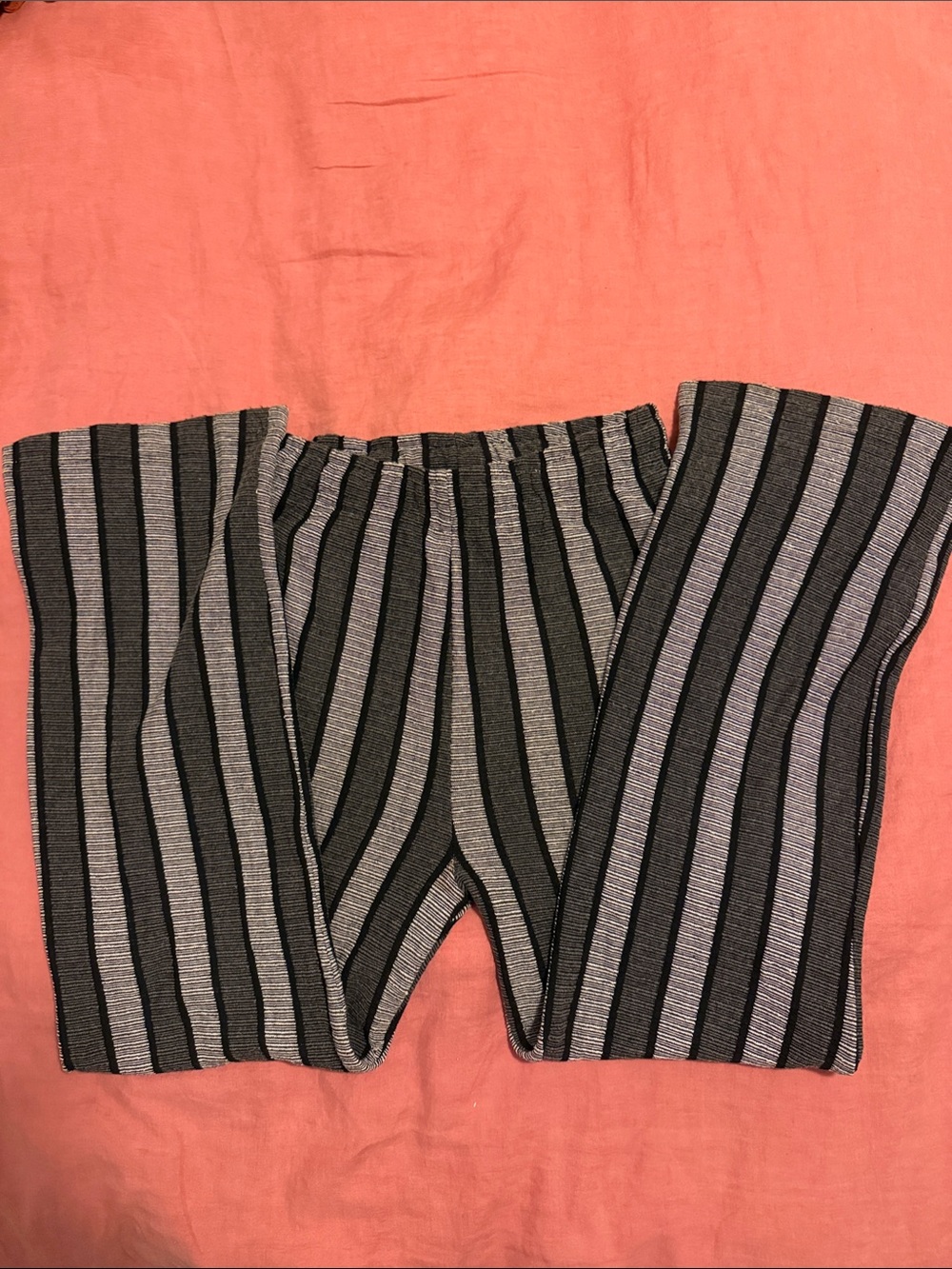 Zara Women’s Black, White and Gray Vertical Stripe Wide-Leg Pants